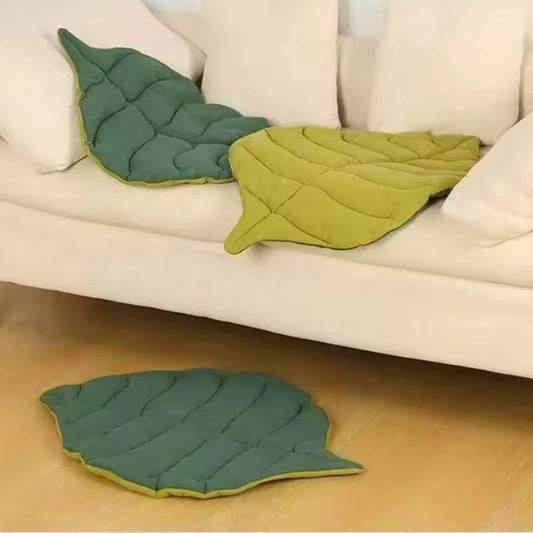 The Evergreen Leaf Pet Lounge Mat